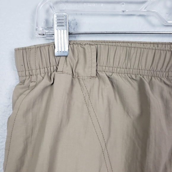 COLUMBIA Sandy River Cargo Shorts Tan Sz M Hiking Outdoor - Picture 2 of 8